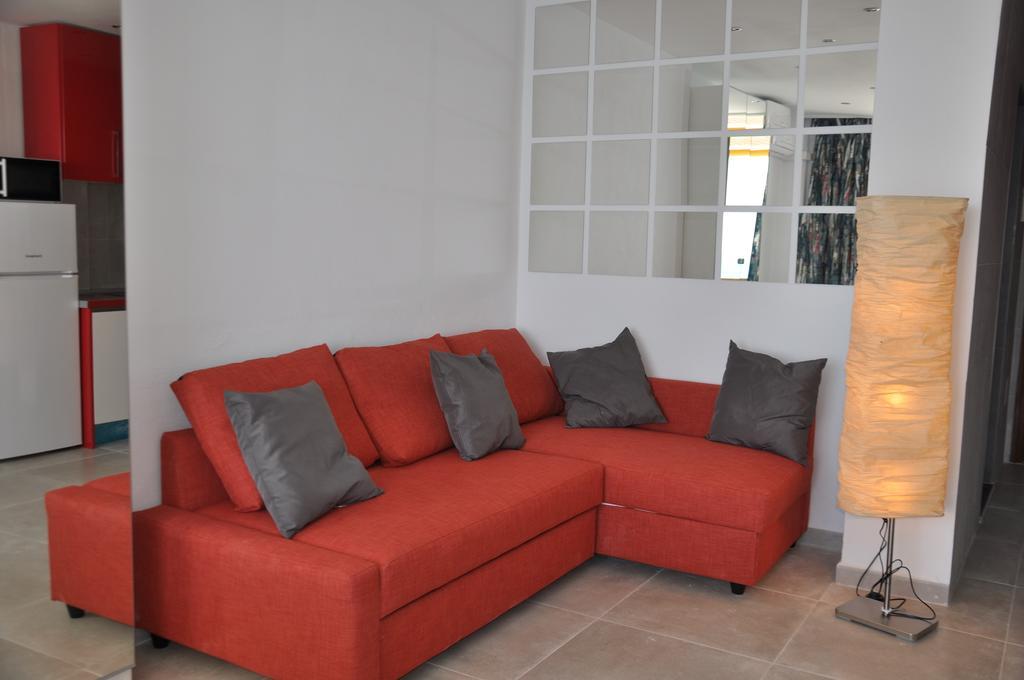 Studio Sea View Terrace توريمولينوس المظهر الخارجي الصورة