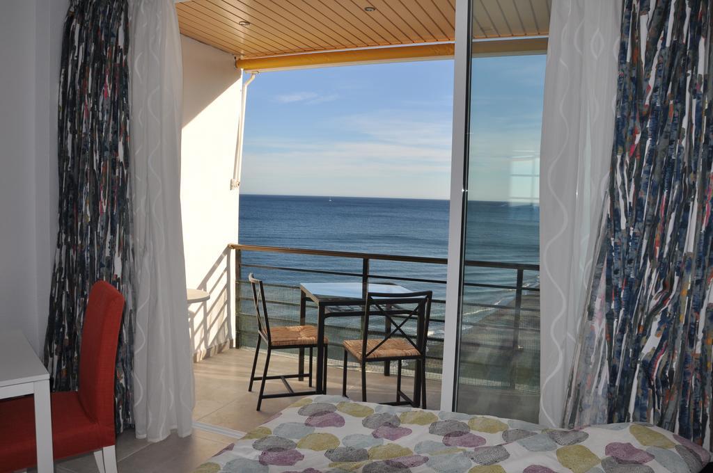 Studio Sea View Terrace توريمولينوس المظهر الخارجي الصورة